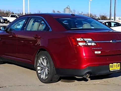 Used 2014 Ford Taurus Limited image 6