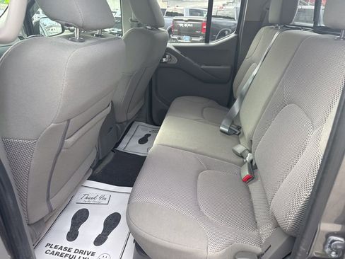 Used 2018 Nissan Frontier SV w/ Value Truck Package image 21