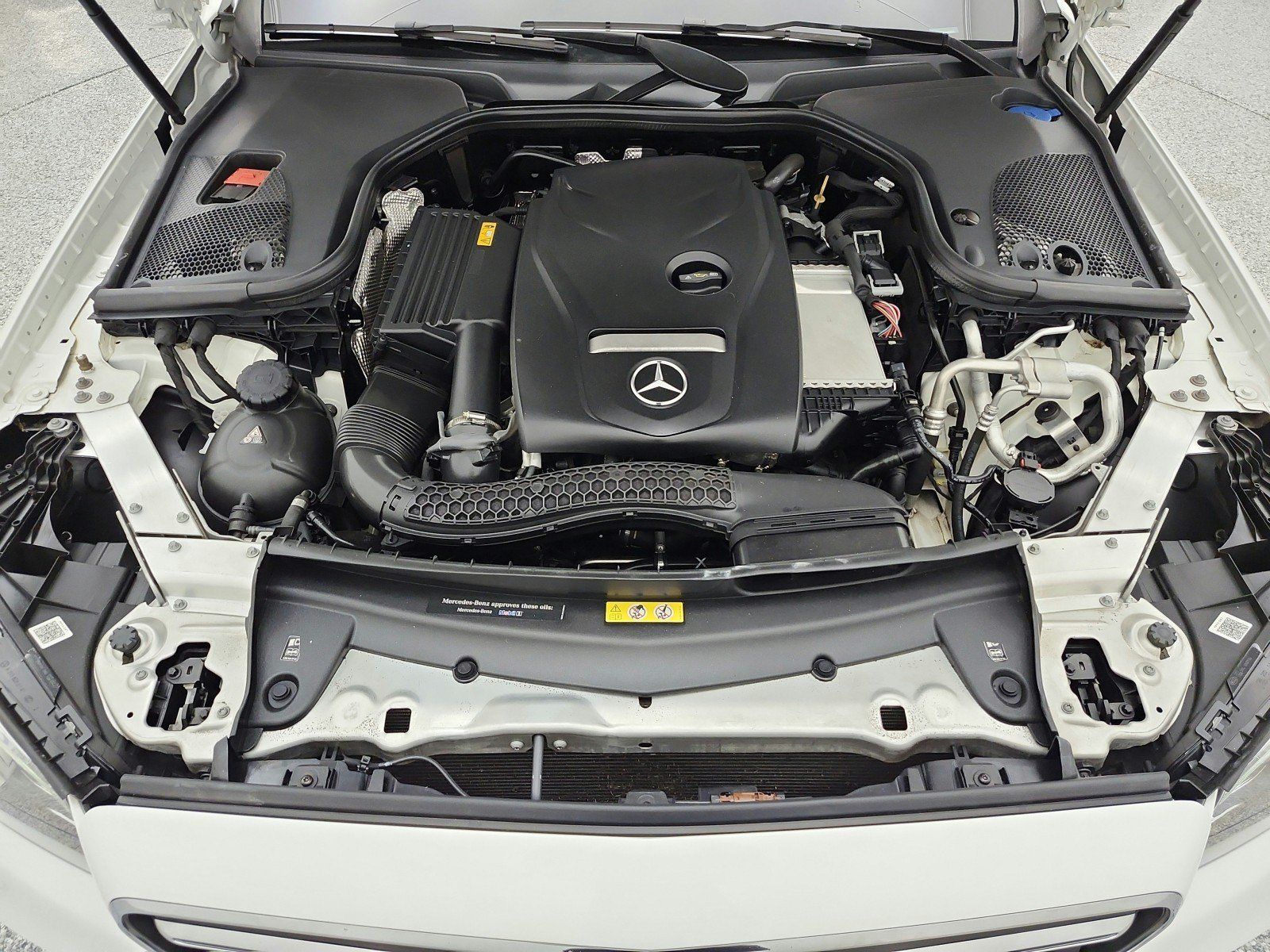 Used 2019 Mercedes-Benz E 300 image 16