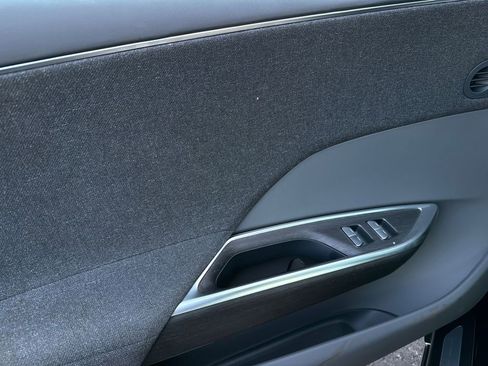 Used 2025 Lucid Air Pure RWD image 34