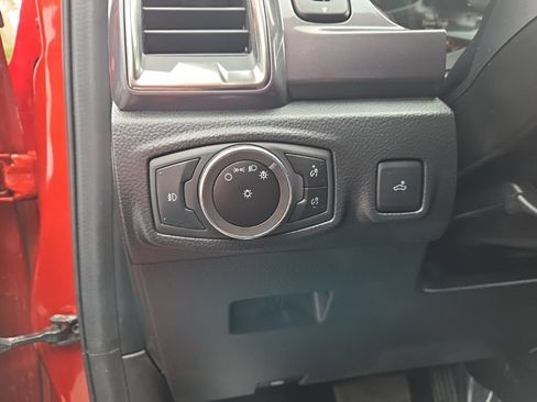 Used 2023 Ford Ranger Lariat w/ Technology Package AWD/4WD image 14