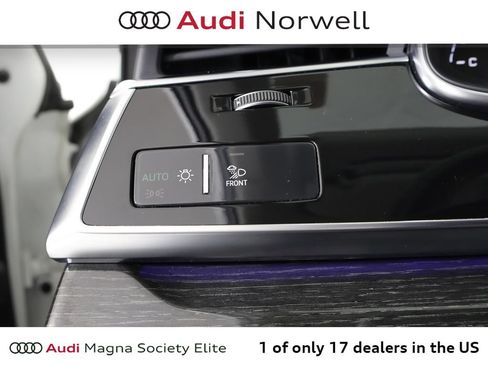 Used 2023 Audi Q7 3.0T Prestige AWD/4WD image 30
