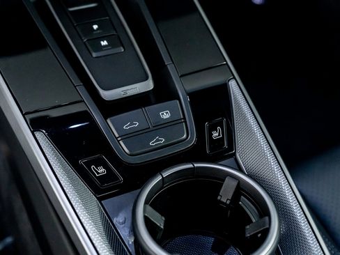 Used 2020 Porsche 911 Carrera S image 38