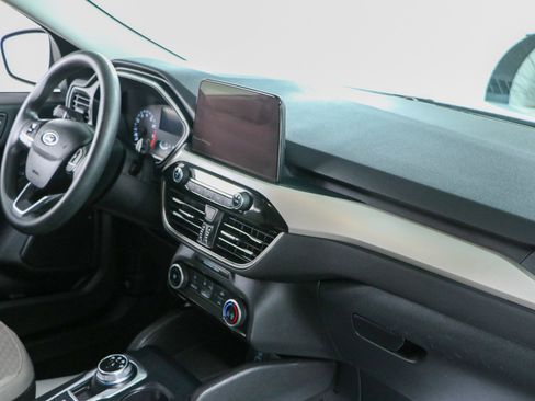 Used 2022 Ford Escape SE FWD image 25