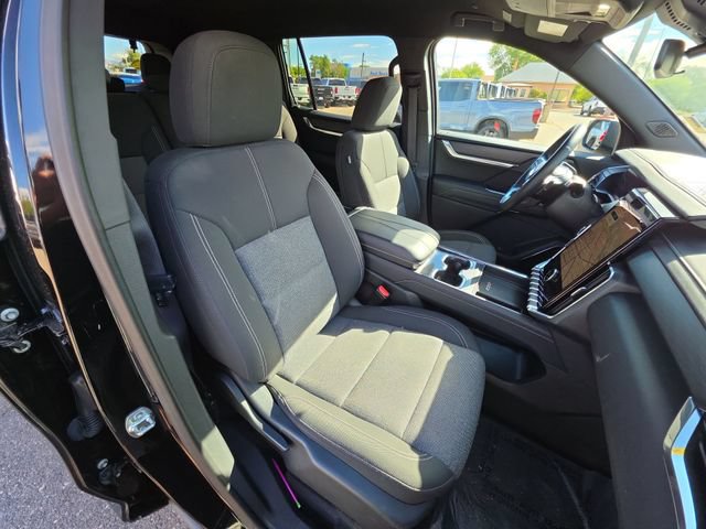 Used 2025 GMC Acadia Elevation AWD/4WD image 19