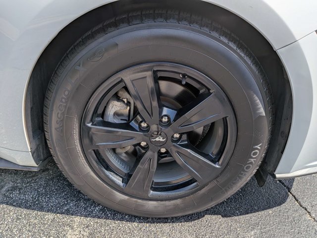 Used 2020 Ford Mustang Convertible RWD image 12