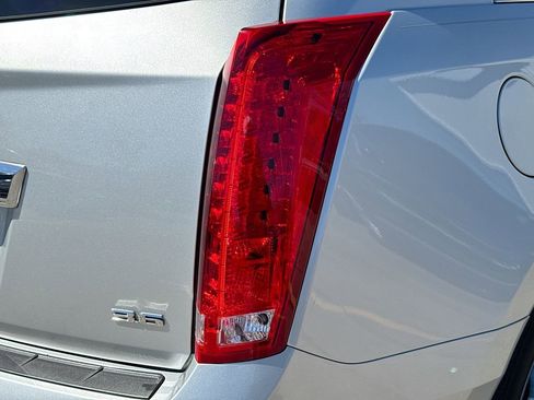 Used 2012 Cadillac SRX Performance image 35