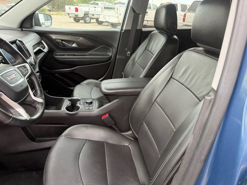 Used 2024 GMC Terrain SLT w/ Infotainment Package II AWD/4WD image 31