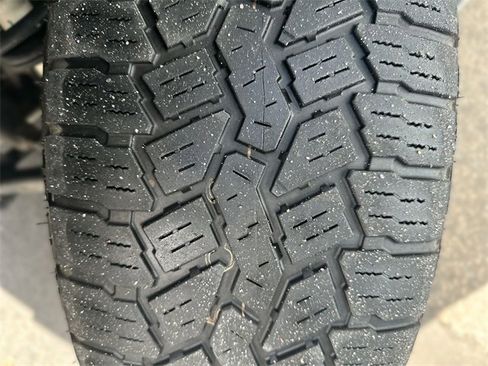 Used 2021 GMC Sierra 1500 SLT w/ SLT Premium Plus Package image 11