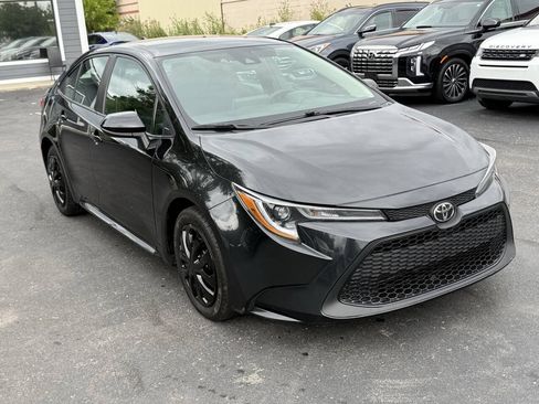 Used 2021 Toyota Corolla LE FWD image 7