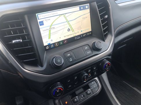 Used 2023 GMC Acadia AT4 w/ Technology Package image 10