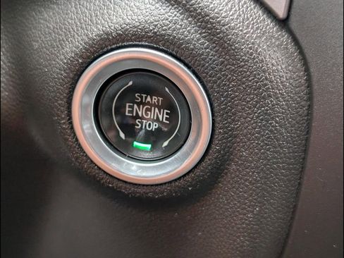 Used 2022 Chevrolet Silverado 1500 Custom AWD/4WD image 8