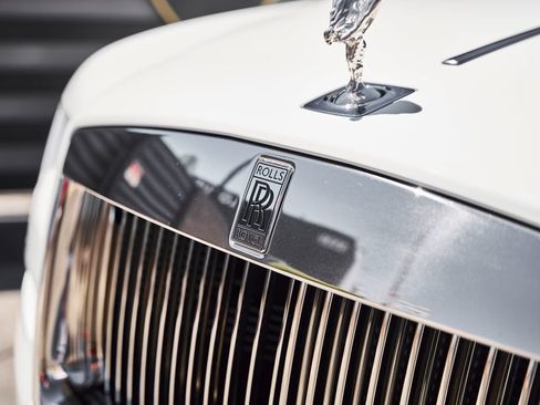 Used 2014 Rolls-Royce Wraith RWD image 9