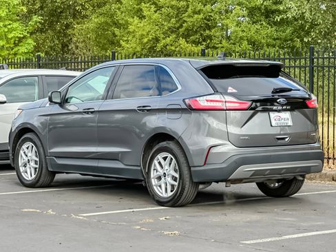 Used 2024 Ford Edge SEL AWD/4WD image 5