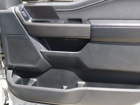 Used 2024 Ford F150 XLT w/ FX4 Off-Road Package image 19