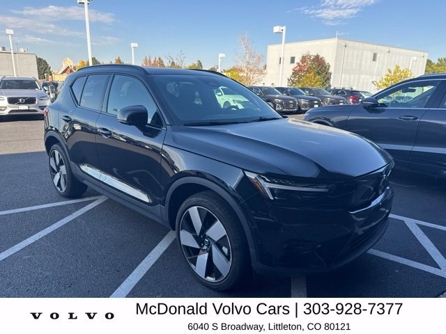 Used 2023 Volvo XC40 Recharge Ultimate w/ Protection Package Premier AWD/4WD image 2