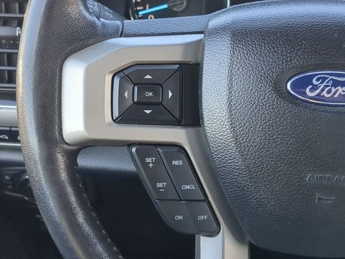 Used 2019 Ford F150 Lariat w/ Equipment Group 502A Luxury image 20