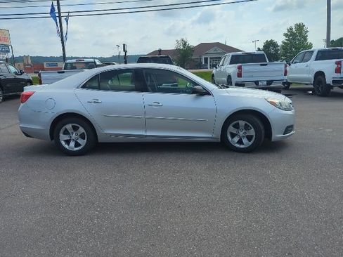 Used 2015 Chevrolet Malibu LS FWD image 25