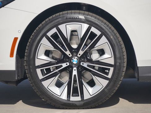 New 2026 BMW 530i w/ Premium Package image 5