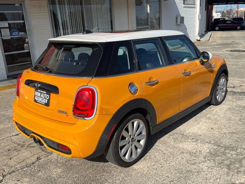 Used 2017 MINI Cooper S image 4