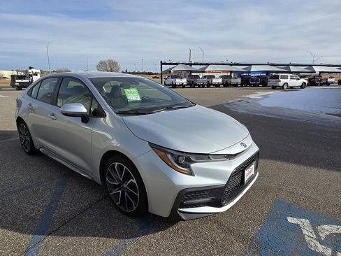 Used 2020 Toyota Corolla SE image 4