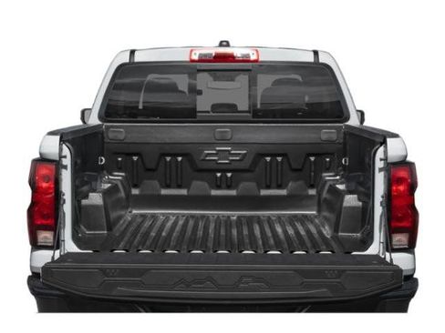 Used 2025 Chevrolet Colorado Trail Boss image 13