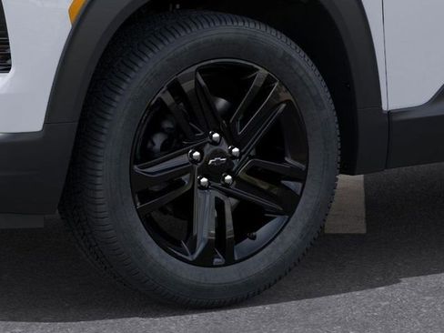 New 2026 Chevrolet TrailBlazer LT w/ Midnight Edition image 10