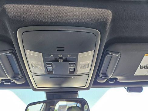 Used 2017 Toyota RAV4 SE AWD/4WD image 18