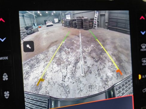 Used 2022 RAM 2500 Limited w/ Off Road Package image 20