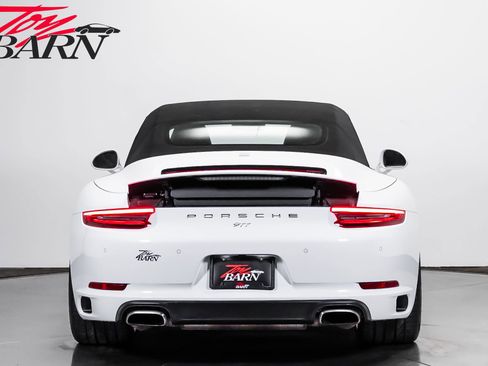 Used 2017 Porsche 911 Carrera RWD image 12