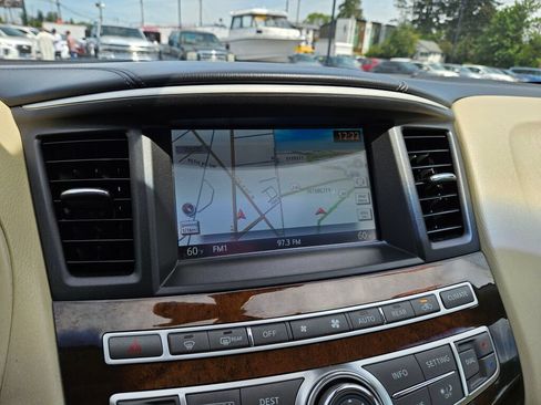 Used 2016 INFINITI QX60 Luxe w/ Deluxe Technology Package AWD/4WD image 24