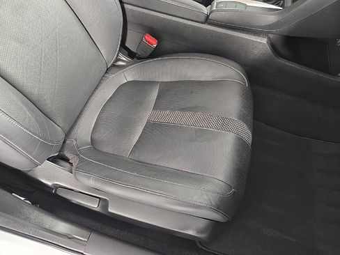 Used 2019 Honda Civic EX-L image 17