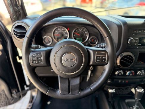 Used 2016 Jeep Wrangler Sport w/ Quick Order Package 24S AWD/4WD image 14