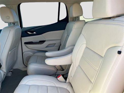 Used 2021 GMC Acadia Denali w/ Denali Technology Package image 26