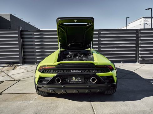 Used 2024 Lamborghini Huracan Sterrato image 26