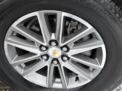 Certified 2023 Chevrolet Traverse LT image 5