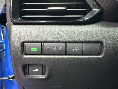 Used 2021 Nissan Sentra SV FWD image 10