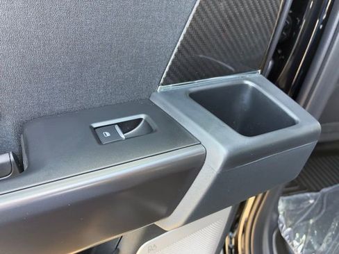 New 2025 Ford F150 Lariat w/ Equipment Group 502A High image 31