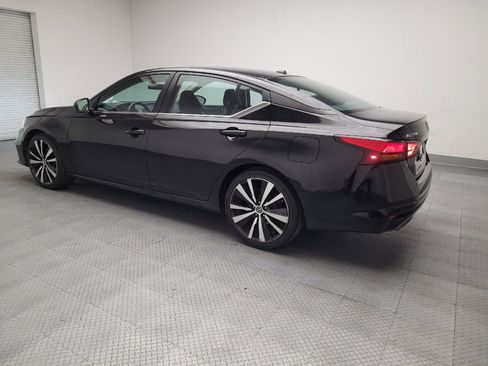 Used 2021 Nissan Altima 2.5 SR image 3