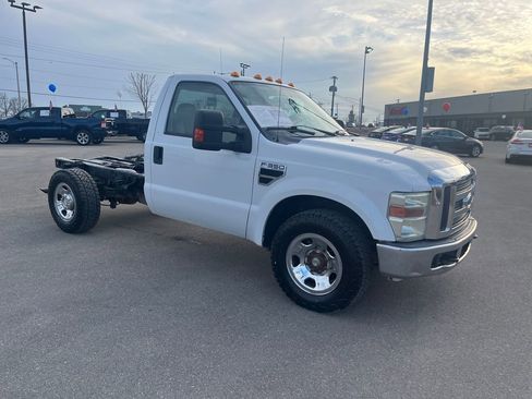 Used 2009 Ford F350 2WD Regular Cab Super Duty image 8