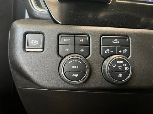 Used 2024 Chevrolet Silverado 1500 RST w/ Max Trailering Package AWD/4WD image 13