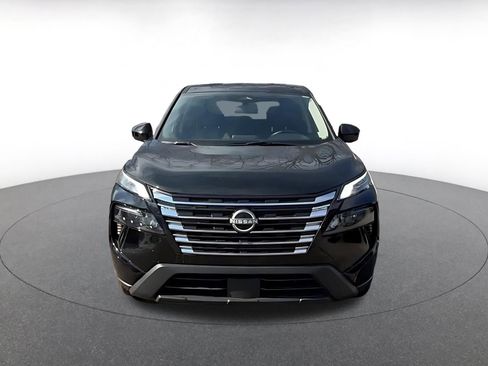 Used 2025 Nissan Rogue SV image 3