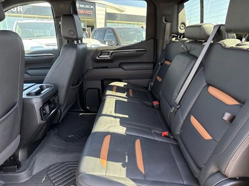 Used 2025 GMC Sierra 1500 AT4 w/ AT4 Premium Package image 5
