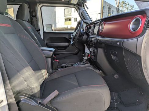 Used 2023 Jeep Wrangler Unlimited Rubicon image 32