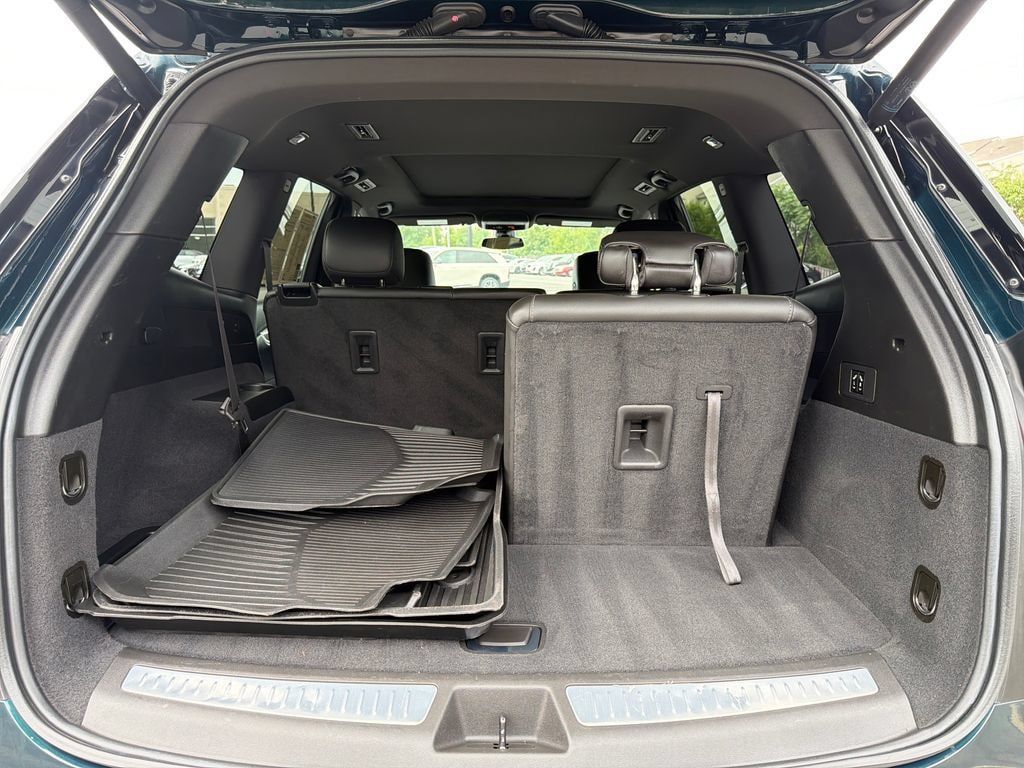 Certified 2024 Cadillac XT6 Luxury w/ LPO, Floor Liner Package AWD/4WD image 14