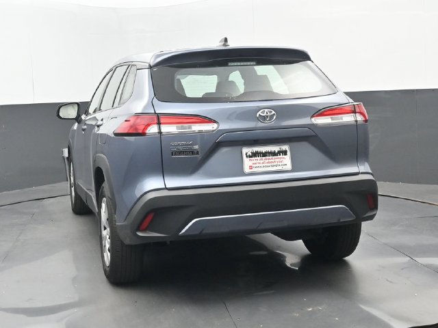 Used 2025 Toyota Corolla Cross L FWD image 4