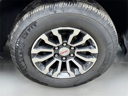 Used 2020 GMC Sierra 1500 AT4 image 33