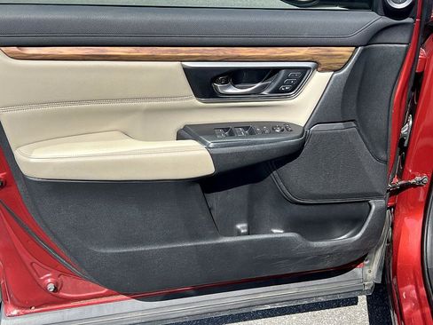 Used 2019 Honda CR-V Touring image 20