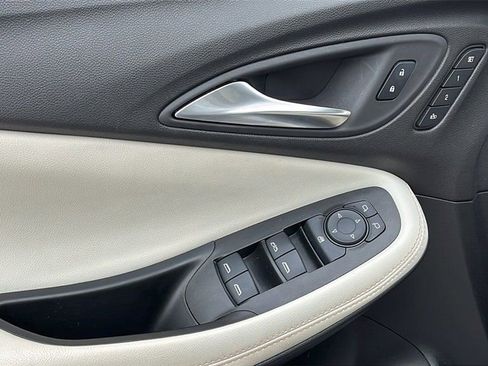 Used 2024 Buick Encore GX Avenir w/ Avenir Convenience Package image 20