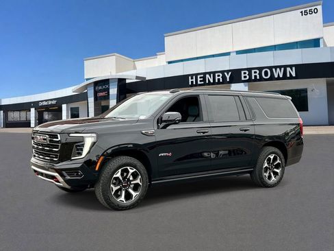 Used 2025 GMC Yukon XL AT4 w/ AT4 Premium Plus Package AWD/4WD image 1